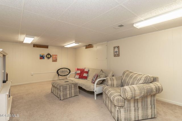 4531 Vicksburg Drive, Sylvania, OH 43560