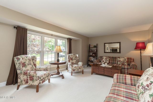 4531 Vicksburg Drive, Sylvania, OH 43560