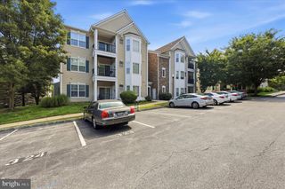 322 CREEKSIDE DR, Brookhaven, PA 19015