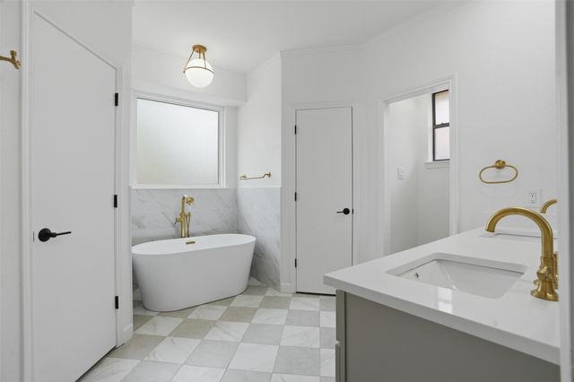 6211 Crested Butte Drive, Dallas, TX 75252