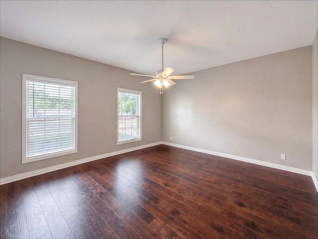 620 S Crockett Street, Sherman, TX 75090