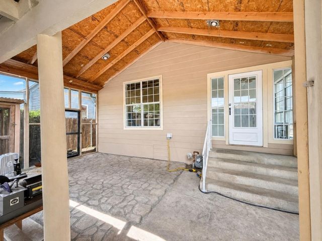 620 S Crockett Street, Sherman, TX 75090