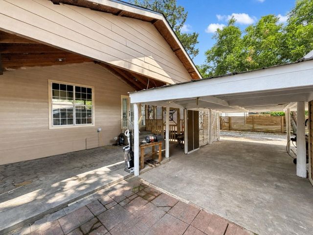 620 S Crockett Street, Sherman, TX 75090