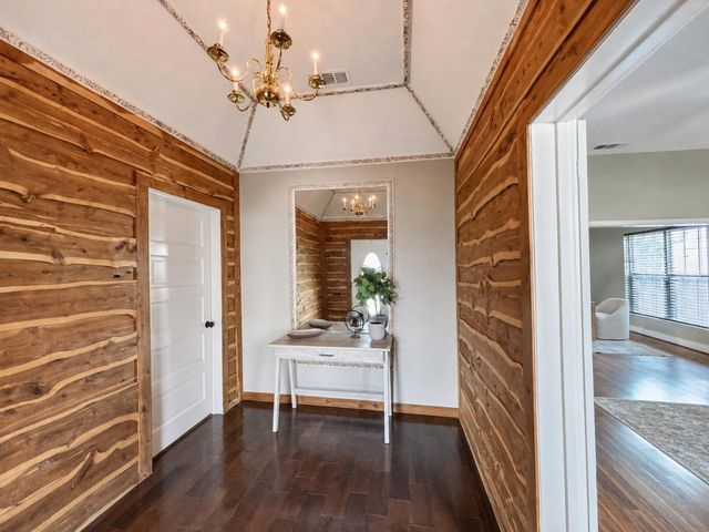 620 S Crockett Street, Sherman, TX 75090