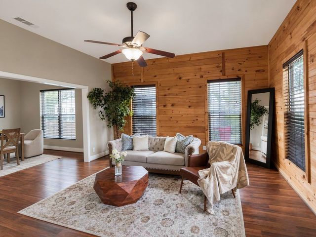 620 S Crockett Street, Sherman, TX 75090