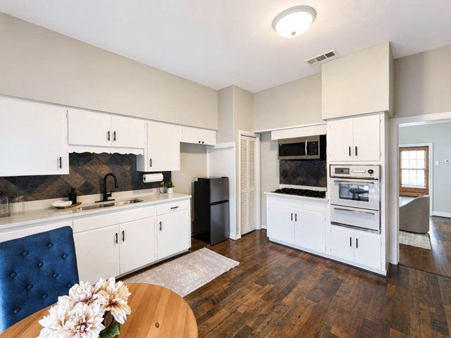 620 S Crockett Street, Sherman, TX 75090
