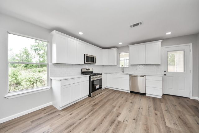 8414 Williamsdell Street, Houston, TX 77088