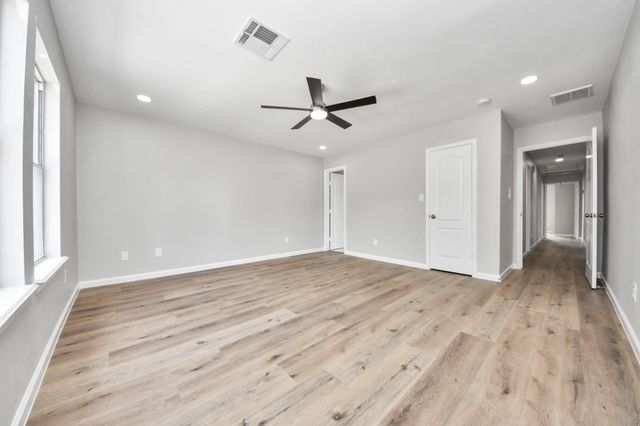 8414 Williamsdell Street, Houston, TX 77088