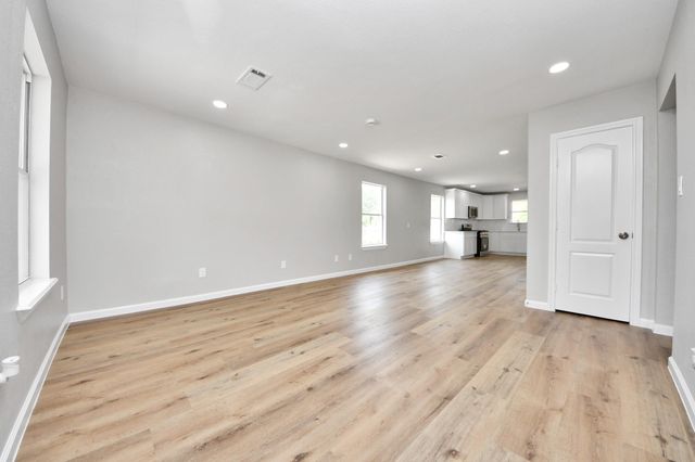 8414 Williamsdell Street, Houston, TX 77088