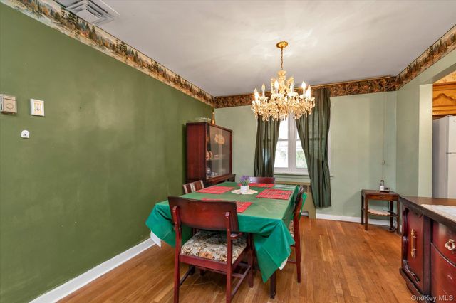 39 Caroline Avenue, Elmont, NY 11003