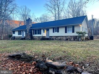 7934 NORTH RIVER RD, Rio, WV 26755