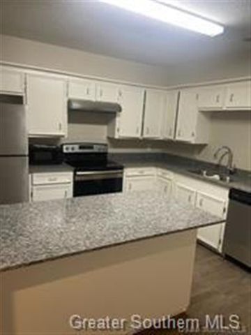 528 Currie Drive, Sulphur, LA 70665