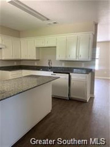 528 Currie Drive, Sulphur, LA 70665