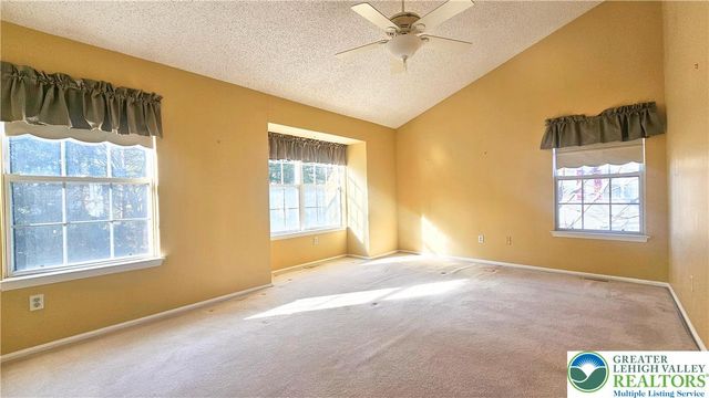 1950 Chancellor Street, Lower Saucon Twp, PA 18055