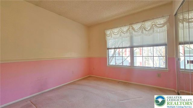 1950 Chancellor Street, Lower Saucon Twp, PA 18055