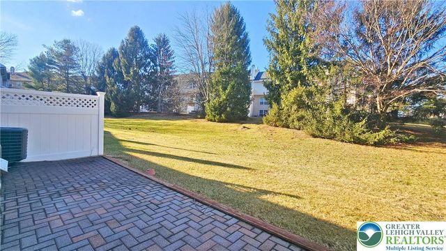 1950 Chancellor Street, Lower Saucon Twp, PA 18055