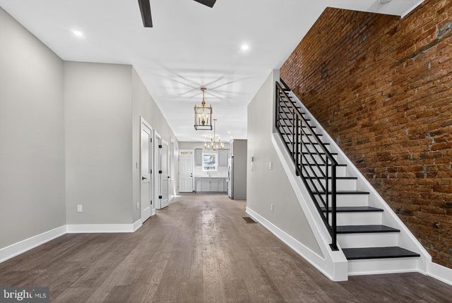 34 W SHARPNACK ST, Philadelphia, PA 19119