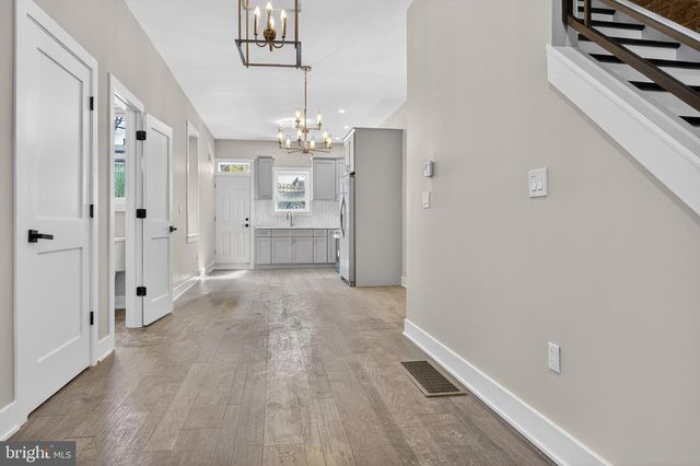 34 W SHARPNACK ST, Philadelphia, PA 19119