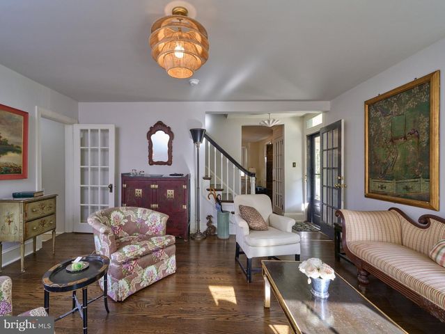 438 OLD LANCASTER RD, Haverford, PA 19041