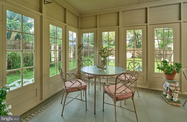 438 OLD LANCASTER RD, Haverford, PA 19041