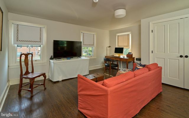 438 OLD LANCASTER RD, Haverford, PA 19041