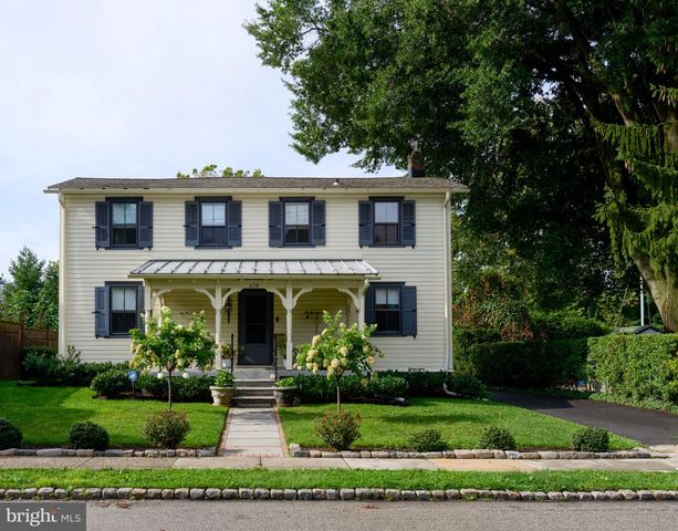 438 OLD LANCASTER RD, Haverford, PA 19041