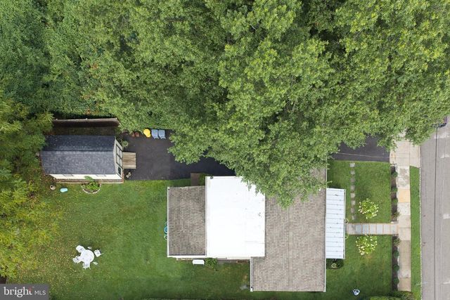 438 OLD LANCASTER RD, Haverford, PA 19041