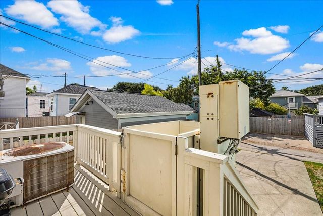 1223 Avenue M, Galveston, TX 77550