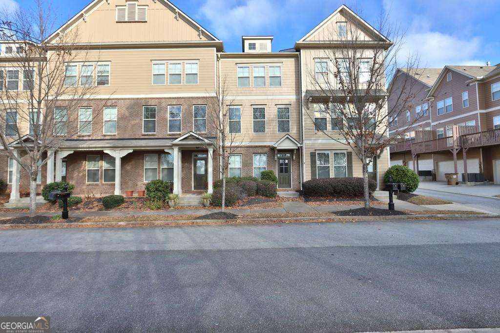 501 Grove Field Court, Suwanee, GA 30024