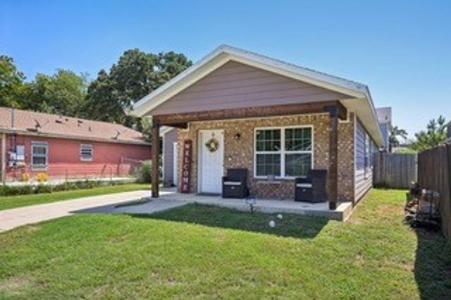 4712 Stokes Street, Dallas, TX 75216