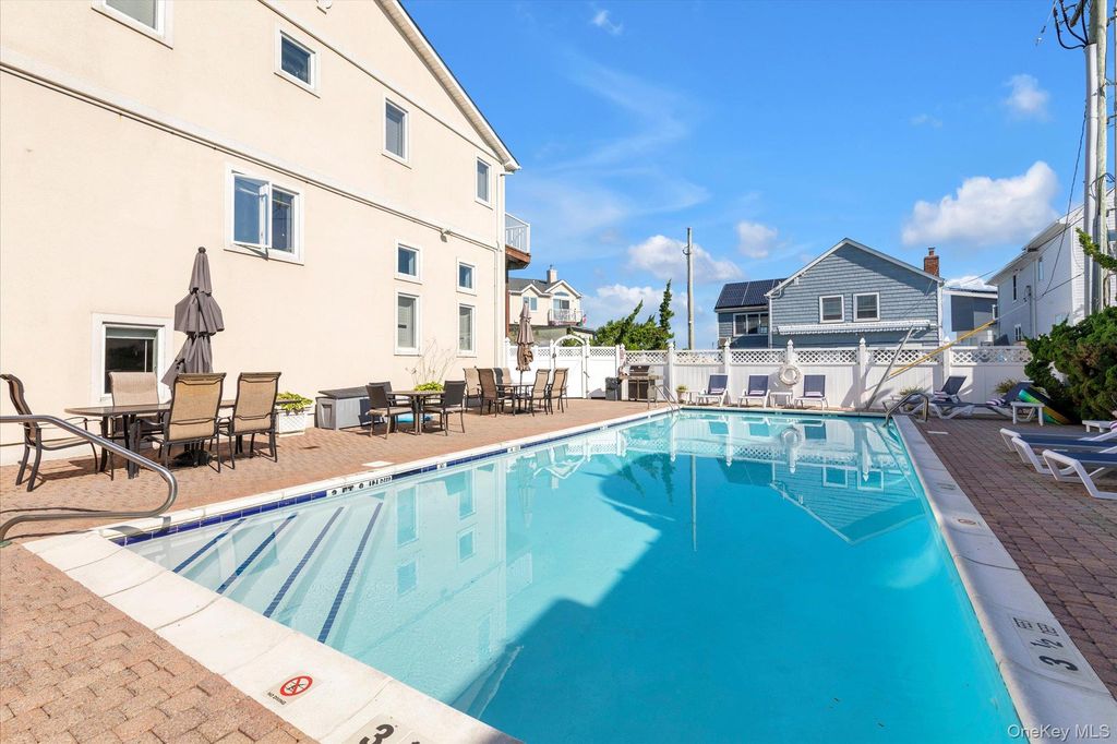 775 W Park Avenue 8, Long Beach, NY 11561 — photo 4