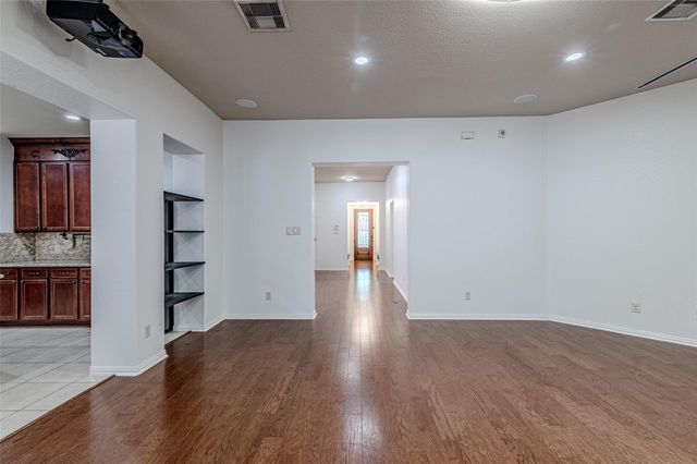 18510 N Settlers Shore Drive, Cypress, TX 77433