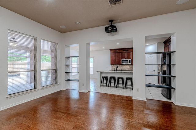 18510 N Settlers Shore Drive, Cypress, TX 77433