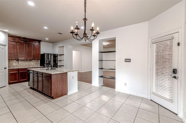 18510 N Settlers Shore Drive, Cypress, TX 77433