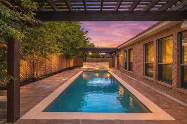 18510 N Settlers Shore Drive, Cypress, TX 77433