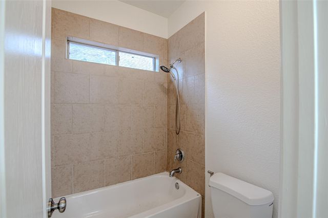 18510 N Settlers Shore Drive, Cypress, TX 77433