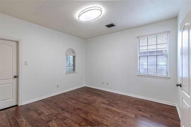 18510 N Settlers Shore Drive, Cypress, TX 77433