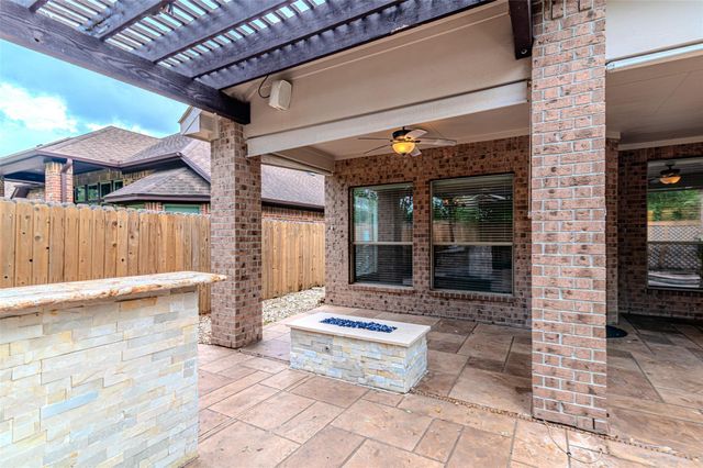 18510 N Settlers Shore Drive, Cypress, TX 77433