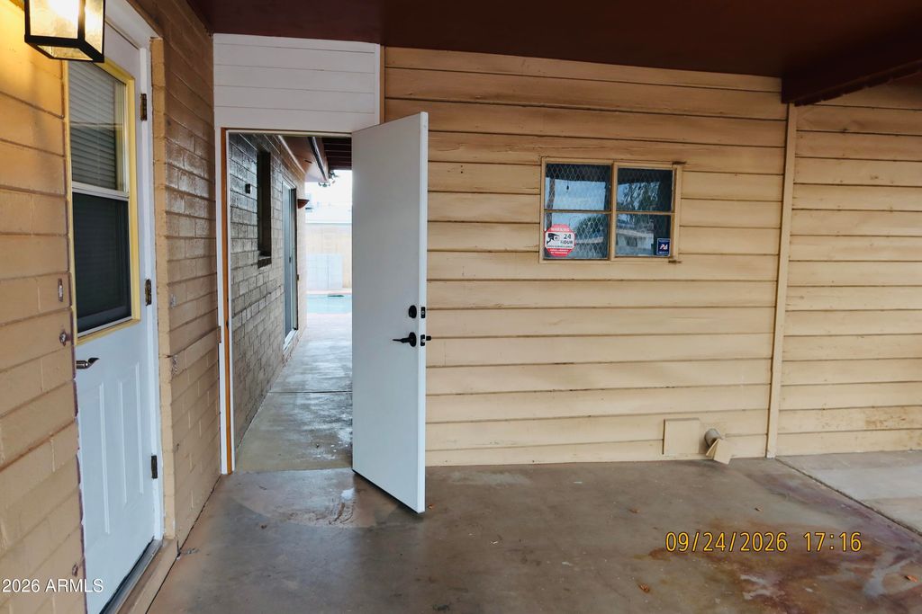 1711 N 33RD Place, Phoenix, AZ 85008 — photo 4