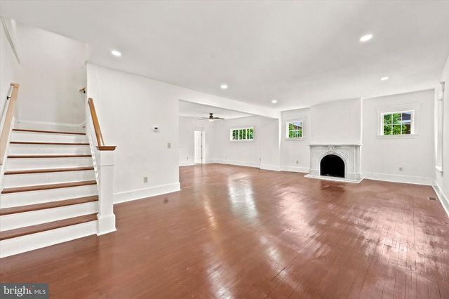 489 GRAND AVE, Ewing, NJ 08628