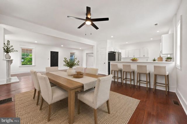 489 GRAND AVE, Ewing, NJ 08628