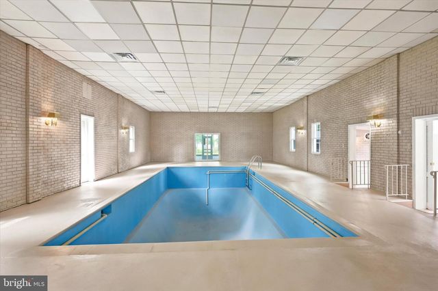 489 GRAND AVE, Ewing, NJ 08628