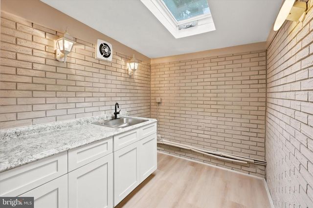 489 GRAND AVE, Ewing, NJ 08628