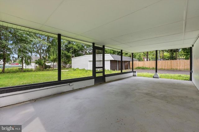 489 GRAND AVE, Ewing, NJ 08628