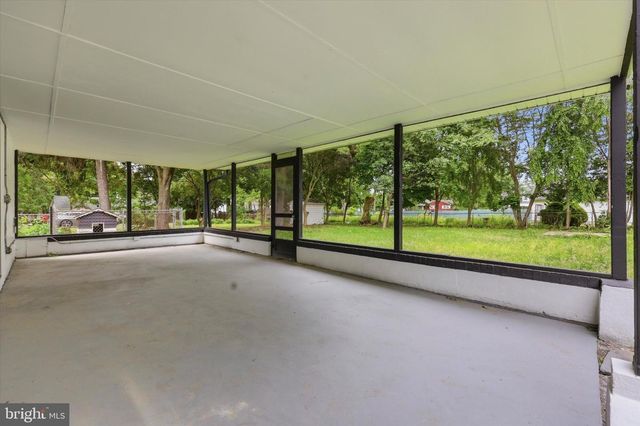 489 GRAND AVE, Ewing, NJ 08628