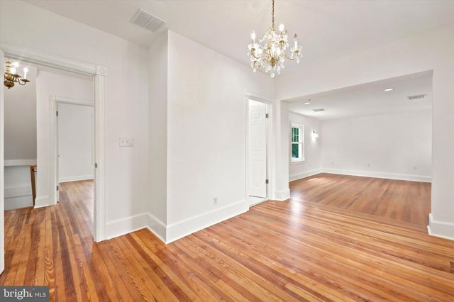 489 GRAND AVE, Ewing, NJ 08628