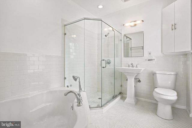 489 GRAND AVE, Ewing, NJ 08628