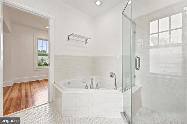 489 GRAND AVE, Ewing, NJ 08628