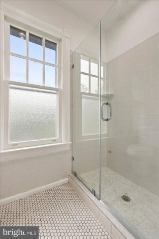 489 GRAND AVE, Ewing, NJ 08628
