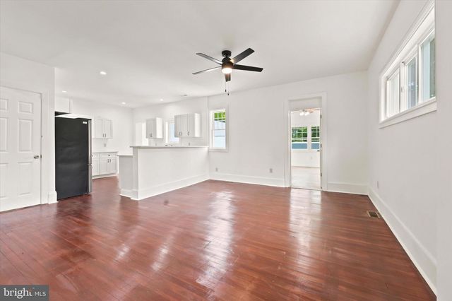 489 GRAND AVE, Ewing, NJ 08628
